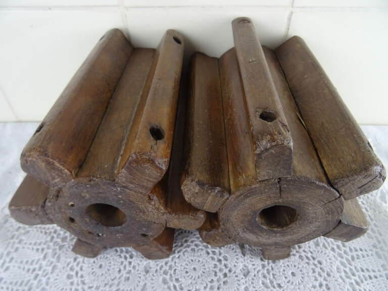 Antieke houten spoelen