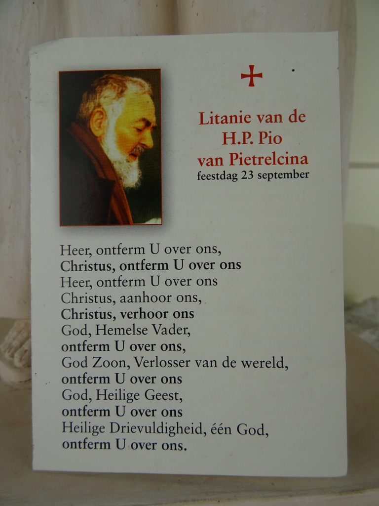 Aardewerk beeld Padre Pio door Constant Grooten