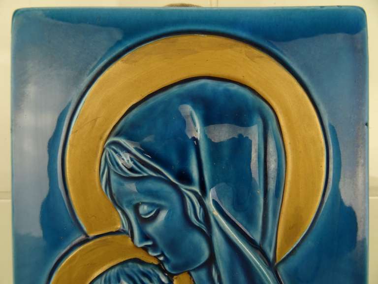 Antiek reliëf Heilige Maria Astra keramiek