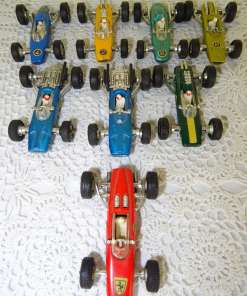 Collectie antieke Penny auto's