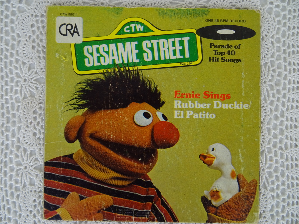Vintage singles Sesame street en The lively little rabbit - Afbeelding 2