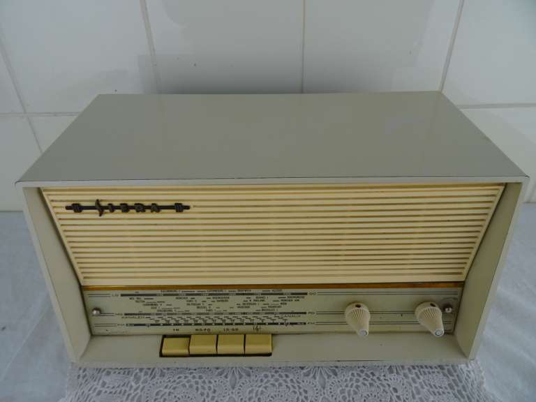Vintage radio Siera sa2034A /19.D