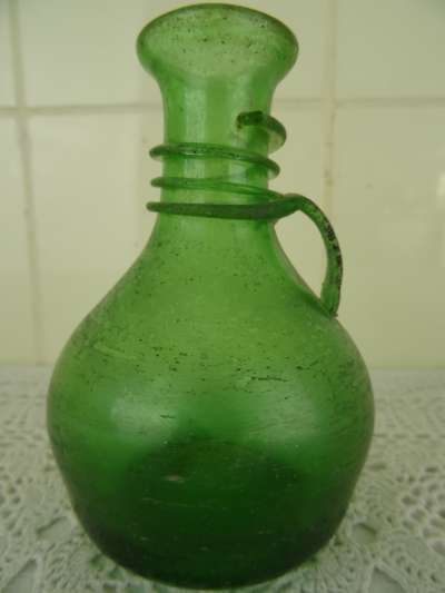 Bodemvondst Perzisch glazen kannetje
