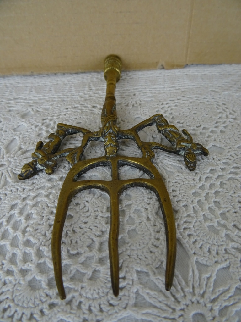 Afrikaanse rituele bronzen vork