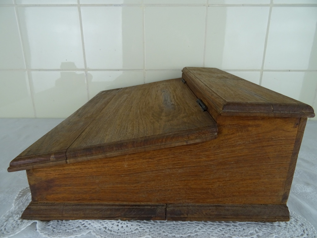 Antieke houten mobiele lessenaar - Afbeelding 12