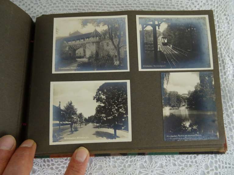 Antiek fotoalbum met Duitse foto's
