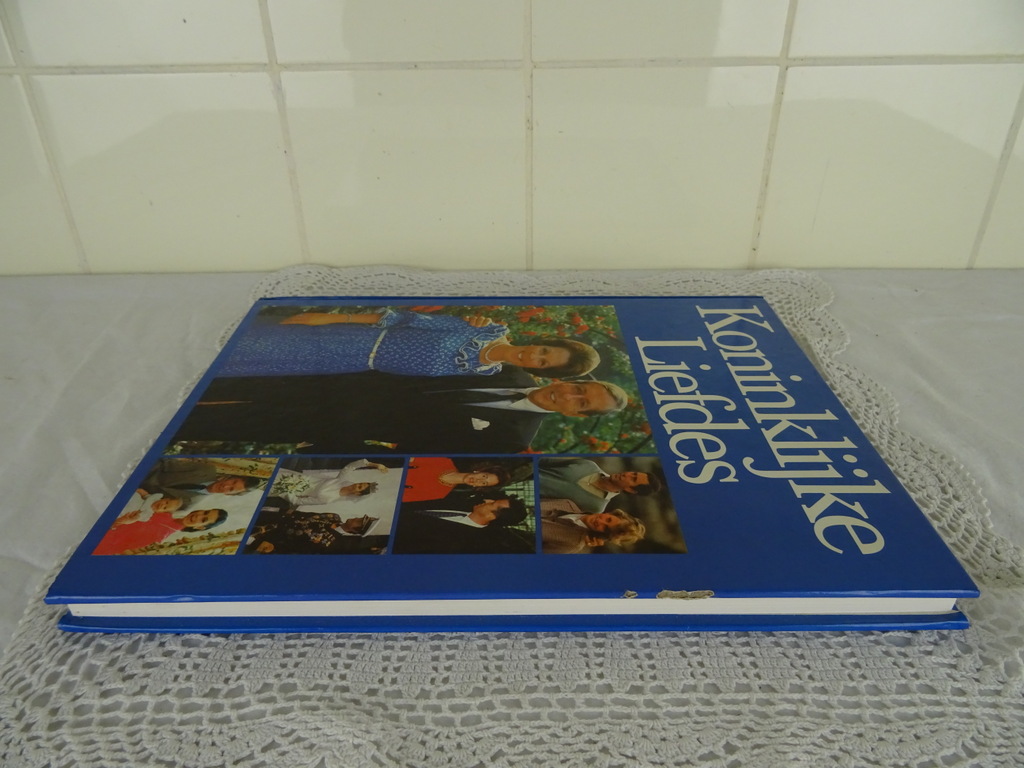 Koninklijke liefdes door Ans Herenius Koninklijke liefdes door Ans Herenius