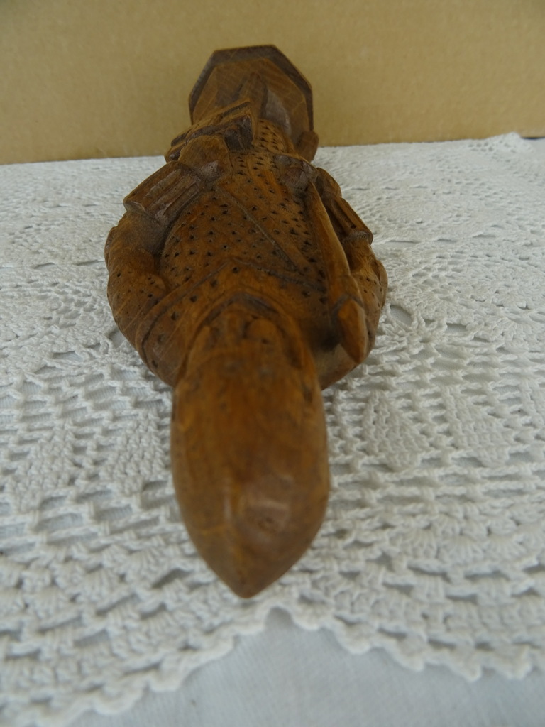 Houtsnijwerk beeld Kruisridder door Constant Grooten - Afbeelding 17