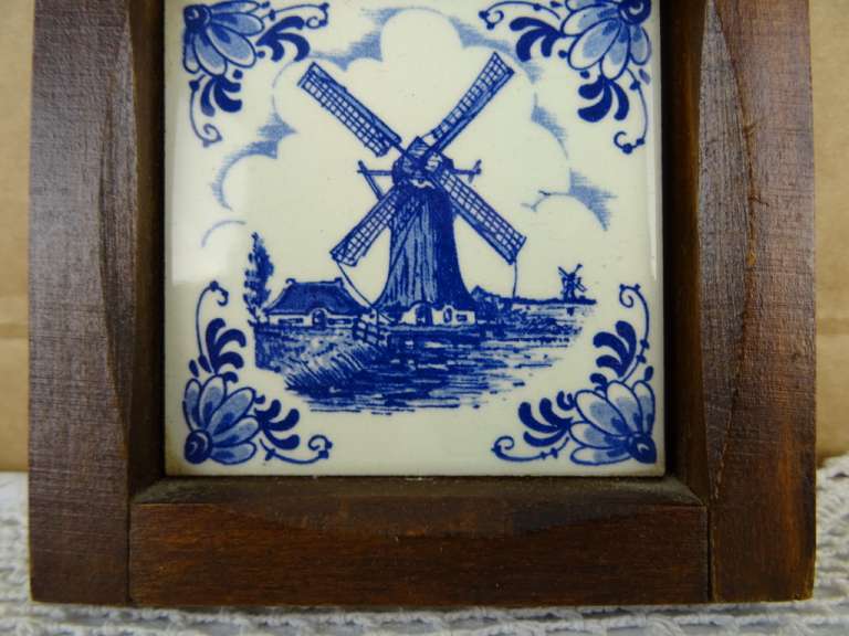 Antiek Delfts blauw tegeltje met molens
