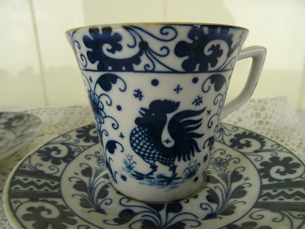 Antieke kop en schotels met Pauw - Afbeelding 5