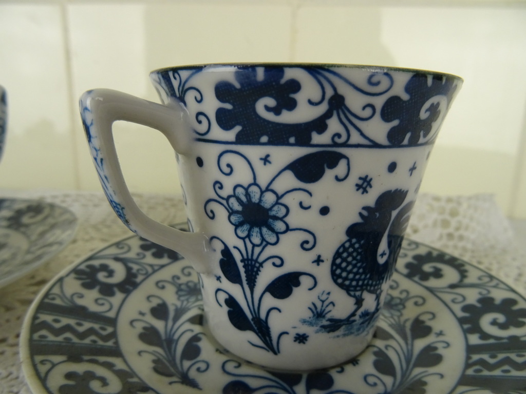 Antieke kop en schotels met Pauw - Afbeelding 7