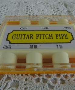 Vintage stemapparaatje Guitar pitch pipe