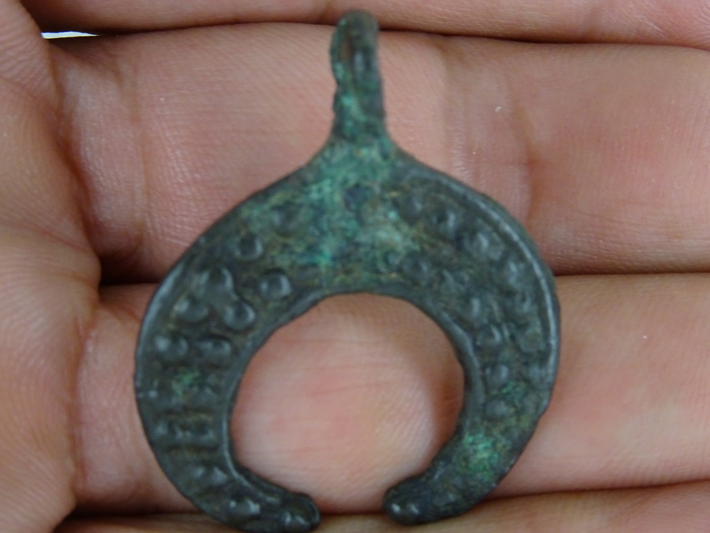 Bodemvondst Vikingen Lunula hanger - Afbeelding 10