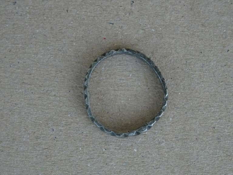 Bodemvondst Romeinse zilveren ring