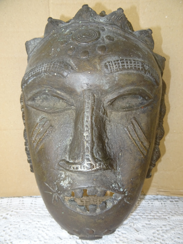 Antiek bronzen Dan masker