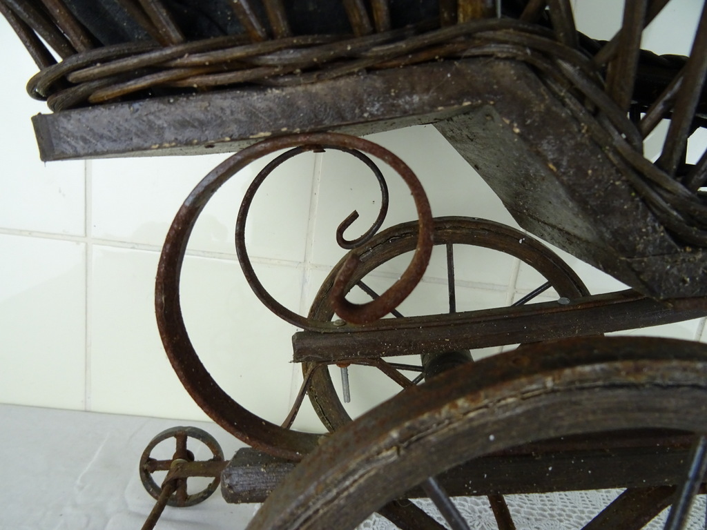 Volkskunst antieke poppenwagen - Afbeelding 8