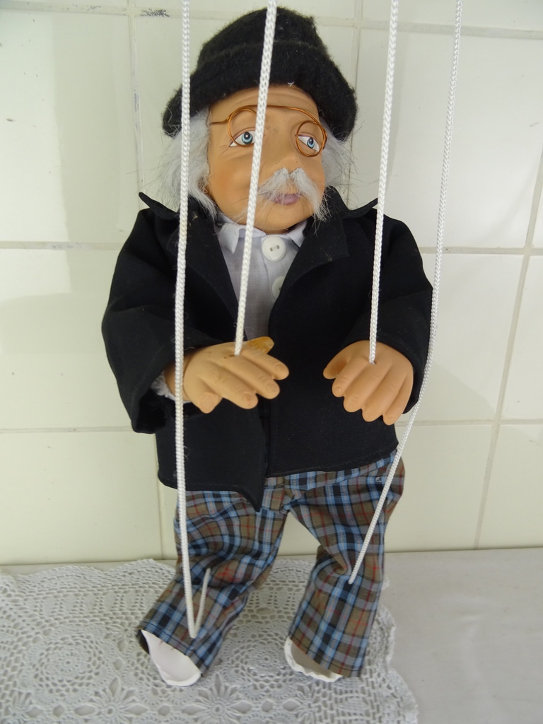 Vintage trekpop oude man - Afbeelding 2