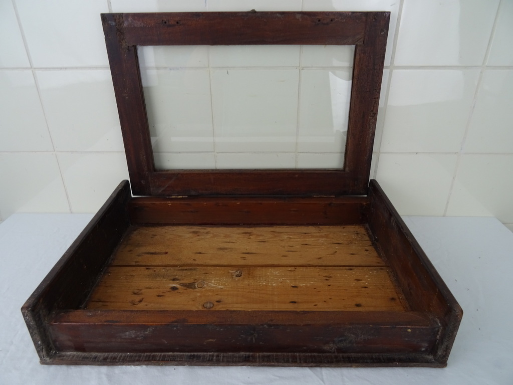 Antiek houten vitrinekastje Biedermeier stijl - Afbeelding 43