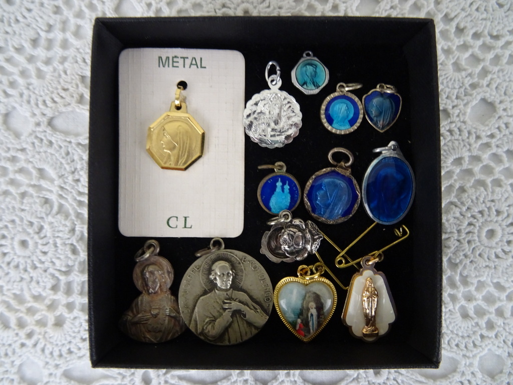 Collectie religieuze medaillons