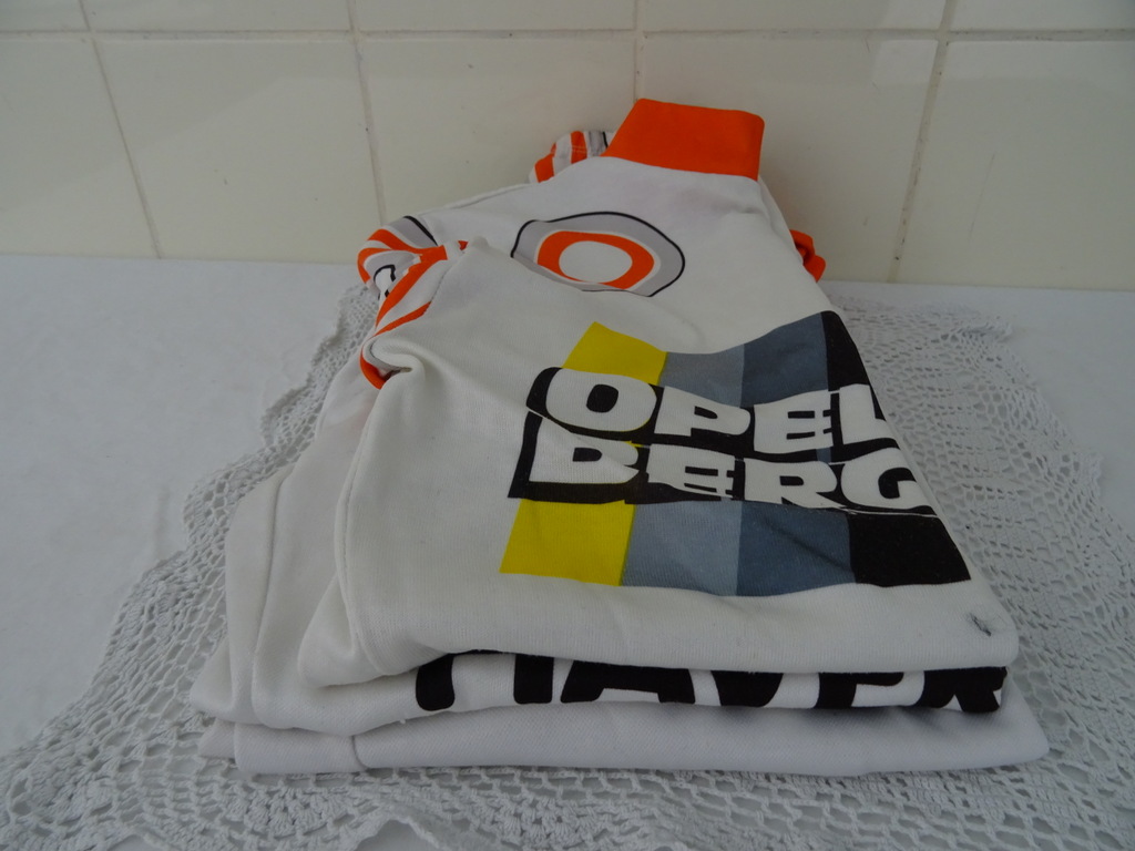 Collectie vintage kinder wielerkleding T.W.C. Heer