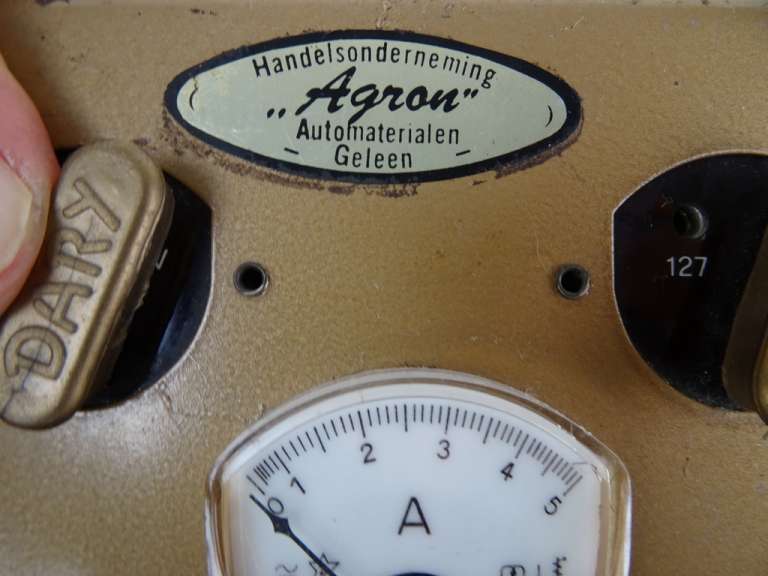Vintage Dary CF3.A acculader
