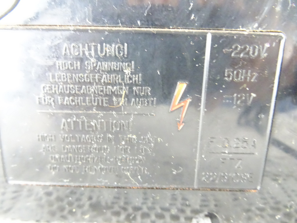 Vintage Telestar 4004 draagbare TV - Afbeelding 20