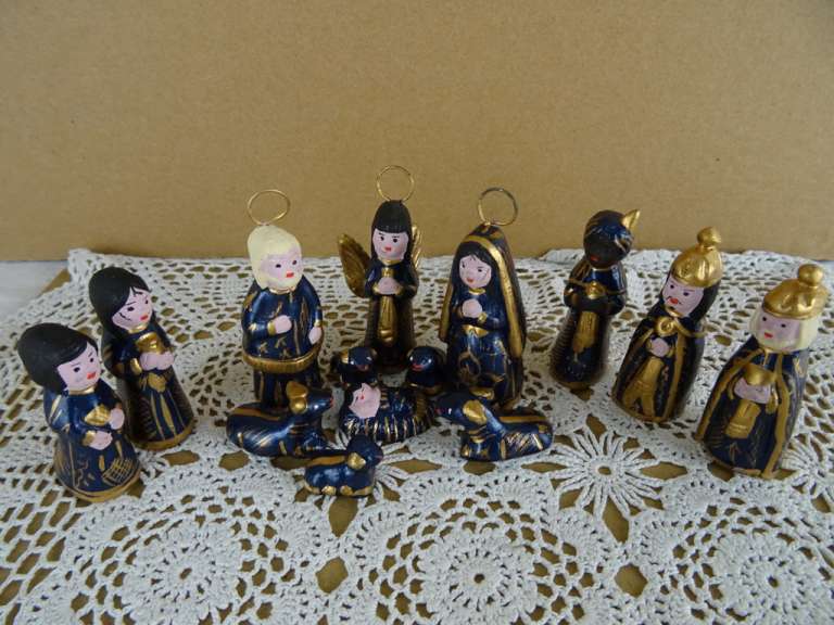 Aardewerk miniatuur kerstgroep