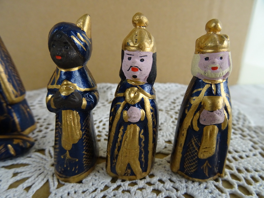 Aardewerk miniatuur kerstgroep - Afbeelding 10
