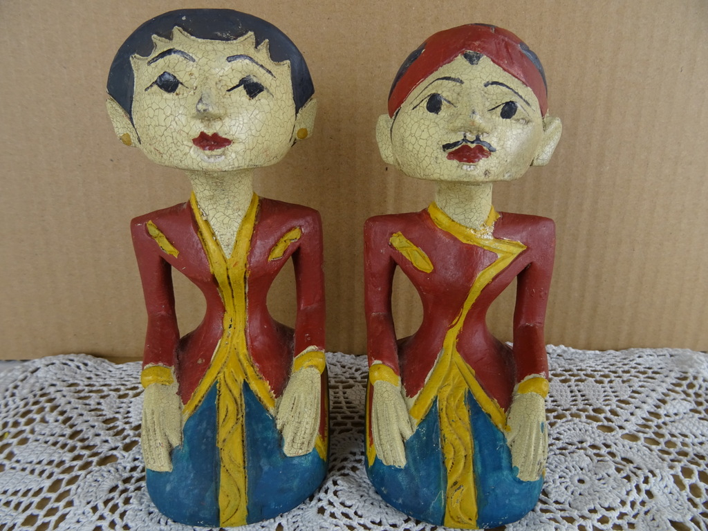Antieke houten beeldjes