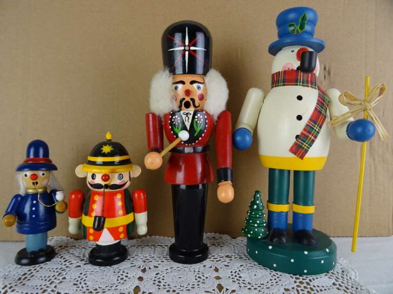Collectie vintage rookmannetjes kerstbeelden