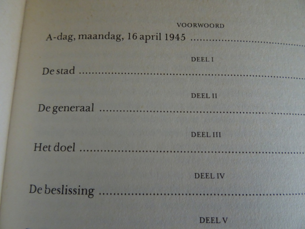 Collectie boeken tweede wereldoorlog Collectie boeken tweede wereldoorlog