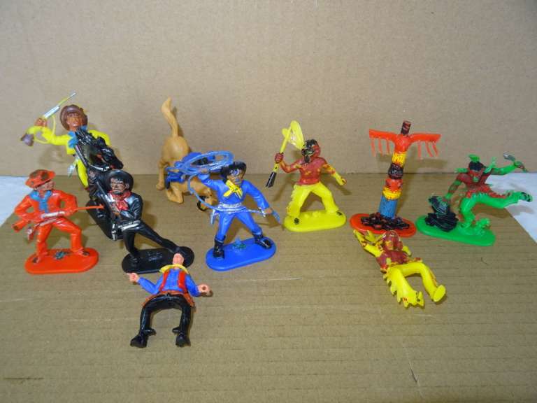 Collectie miniatuur cowboys en indianen