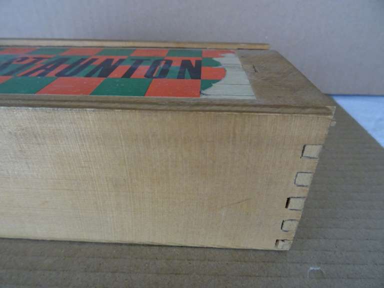 Vintage Staunton schaakstukken