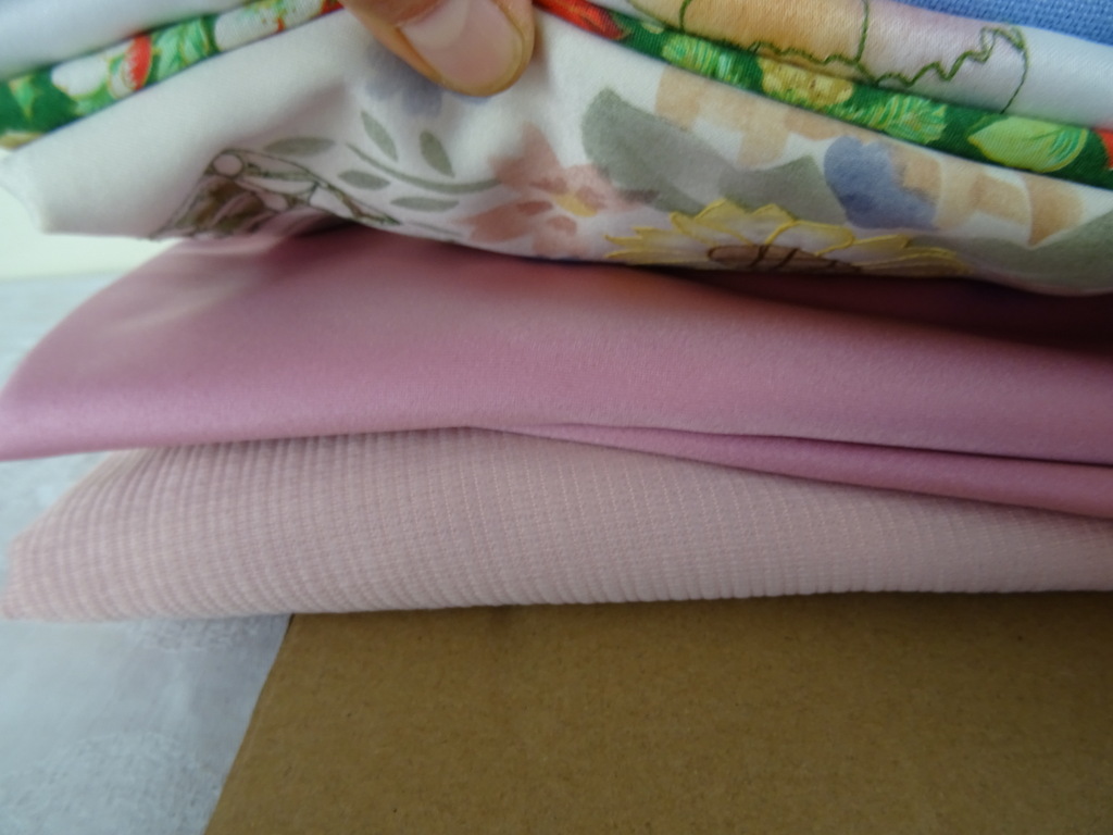 Collectie vintage tafelkleden en kleine kleedjes - Afbeelding 21