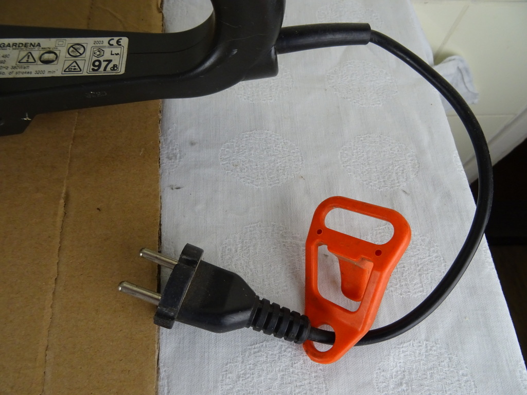 Electrische heggenschaar Gardena EHT 480 - Afbeelding 9