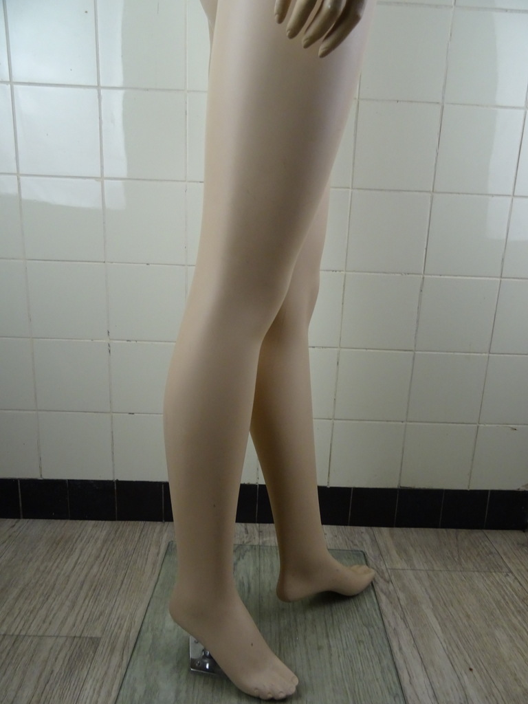 Etalagepop vrouw 159 cm - Afbeelding 25