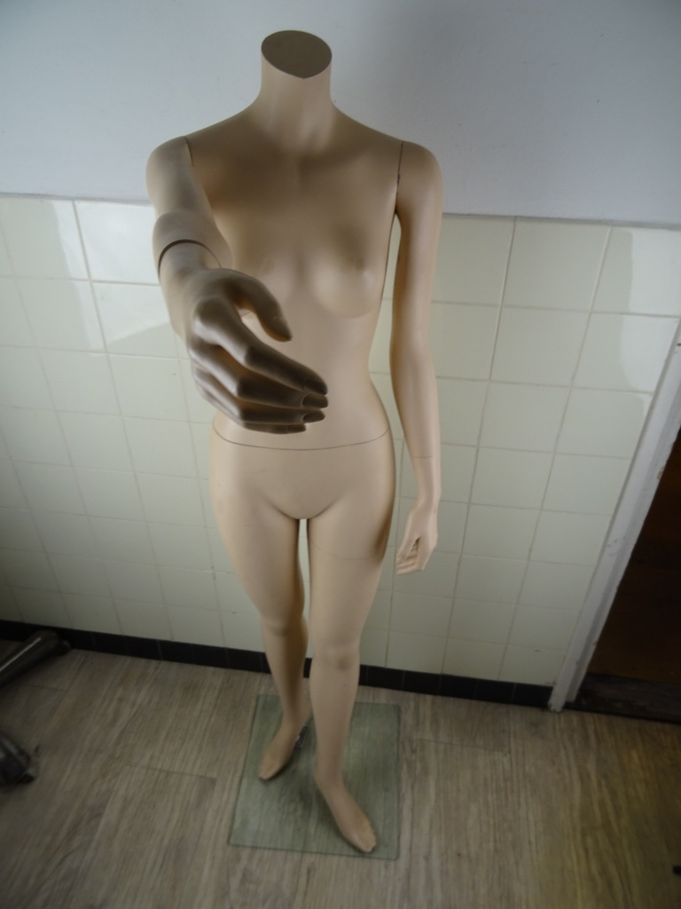 Etalagepop vrouw 159 cm - Afbeelding 34