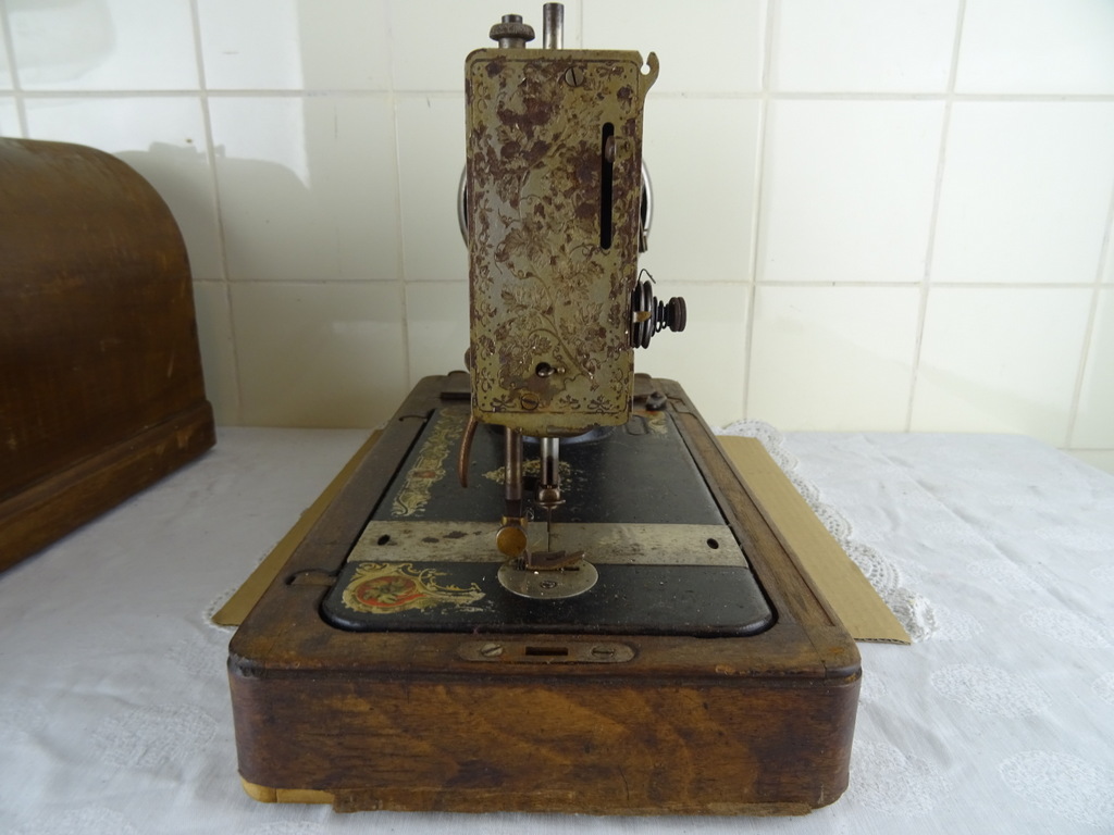 Antieke Singer naaimachine handmatig - Afbeelding 13