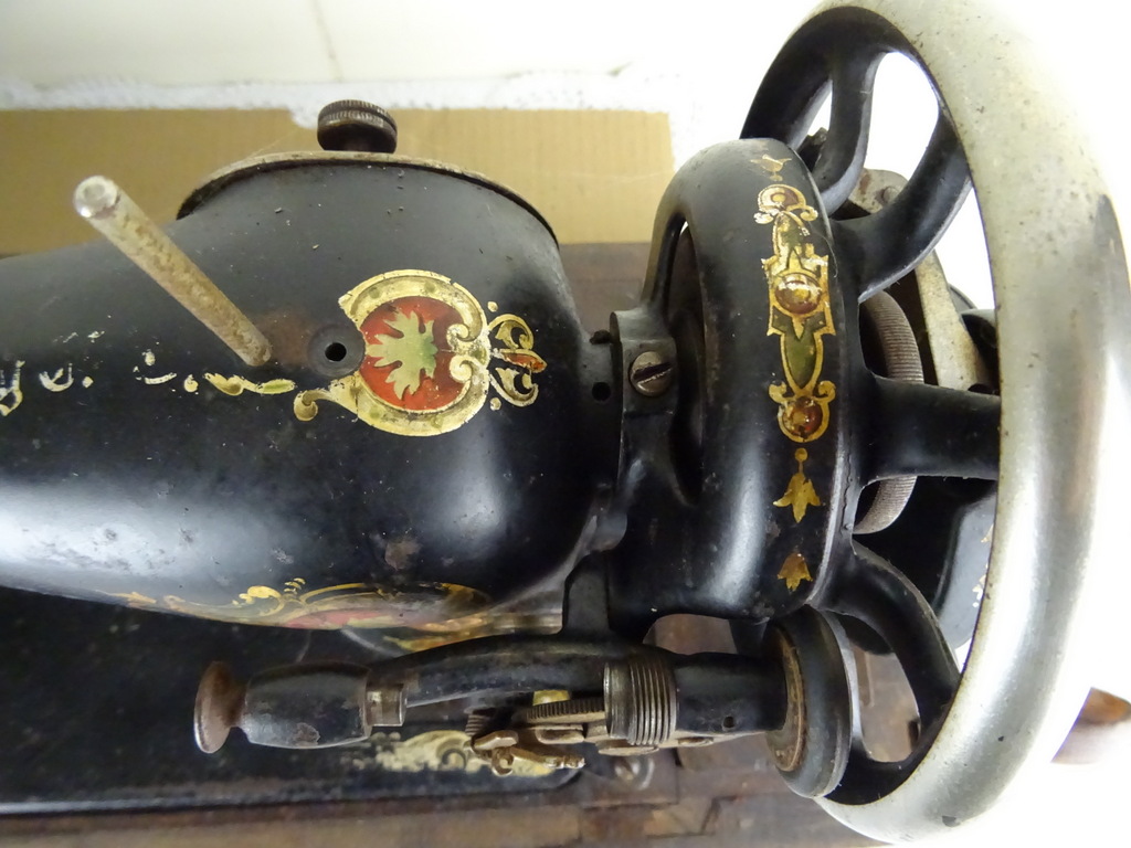 Antieke Singer naaimachine handmatig - Afbeelding 20