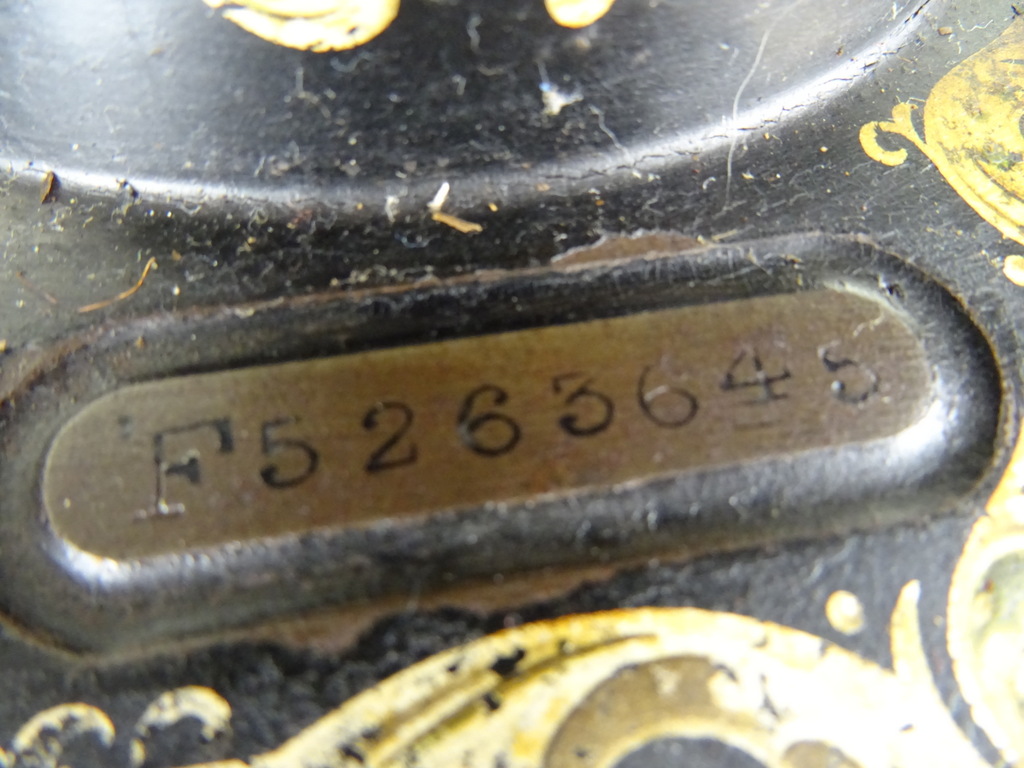 Antieke Singer naaimachine handmatig - Afbeelding 21