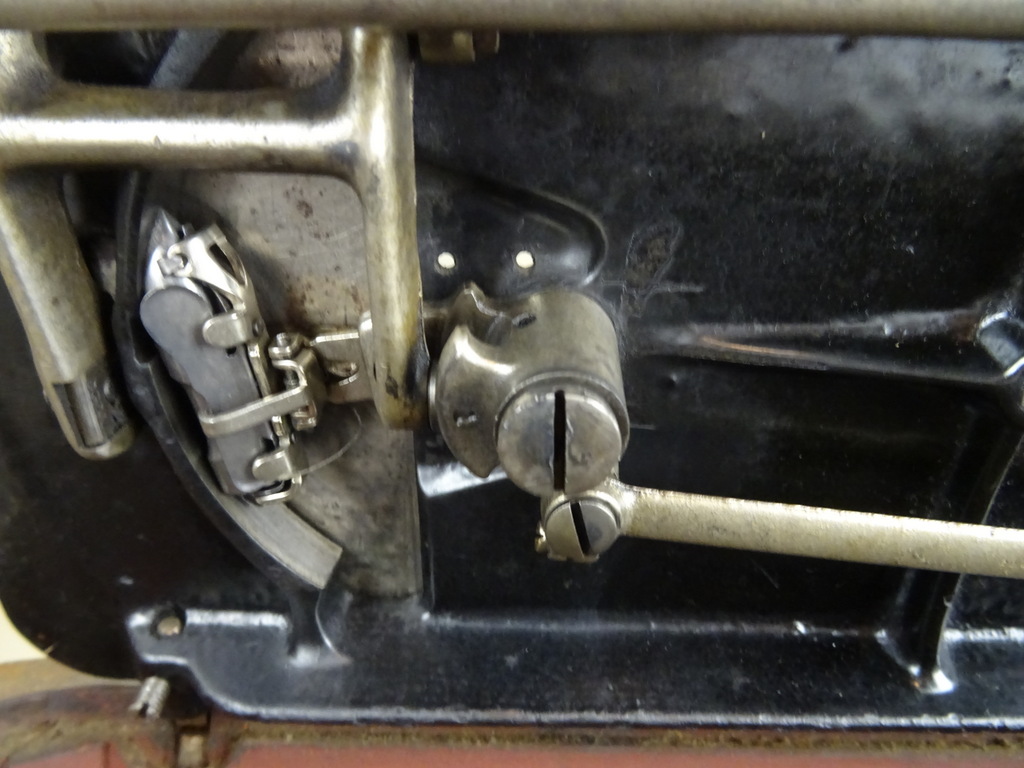 Antieke Singer naaimachine handmatig - Afbeelding 23