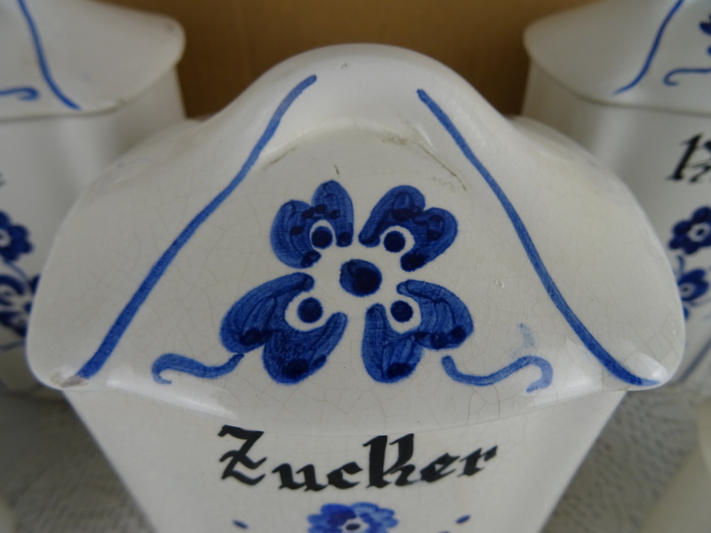 Collectie antieke aardewerk voorraadpotten - Afbeelding 26