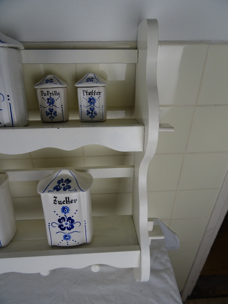 Collectie antieke aardewerk voorraadpotten - Afbeelding 6