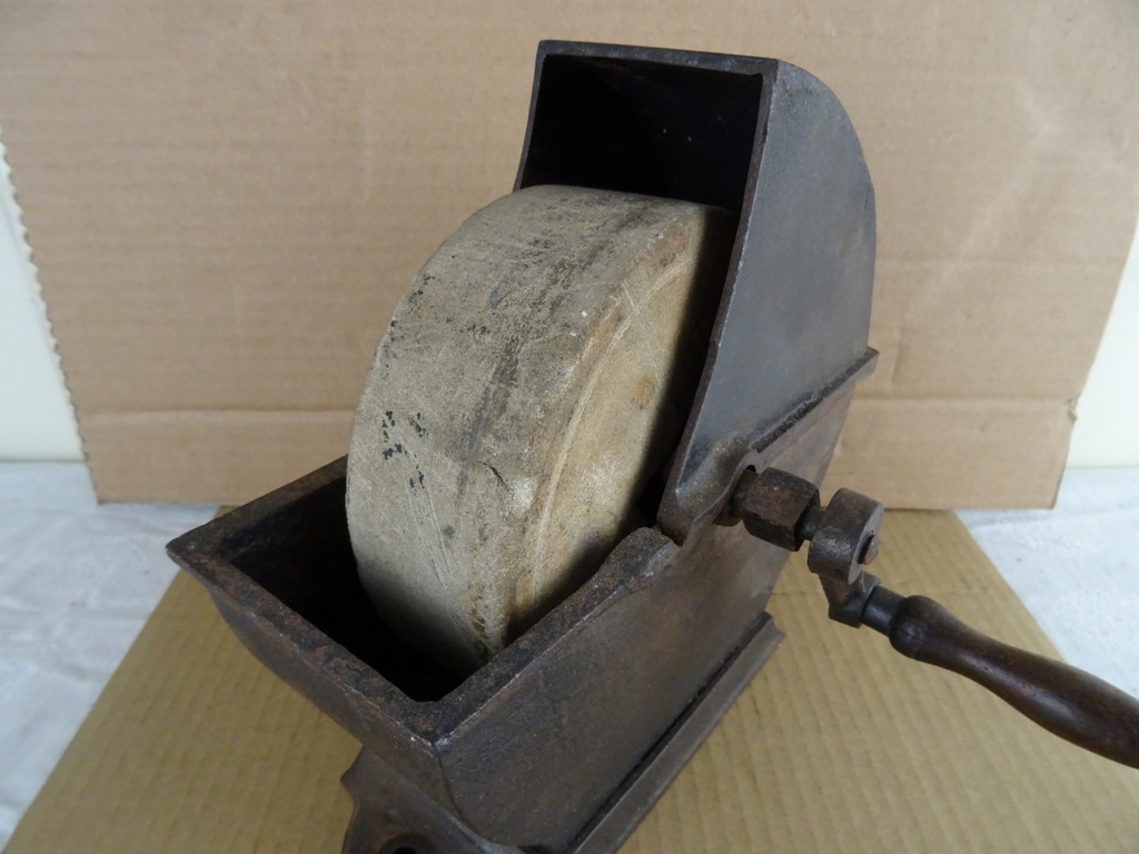Antieke metalen slijpsteenhouder - Afbeelding 4