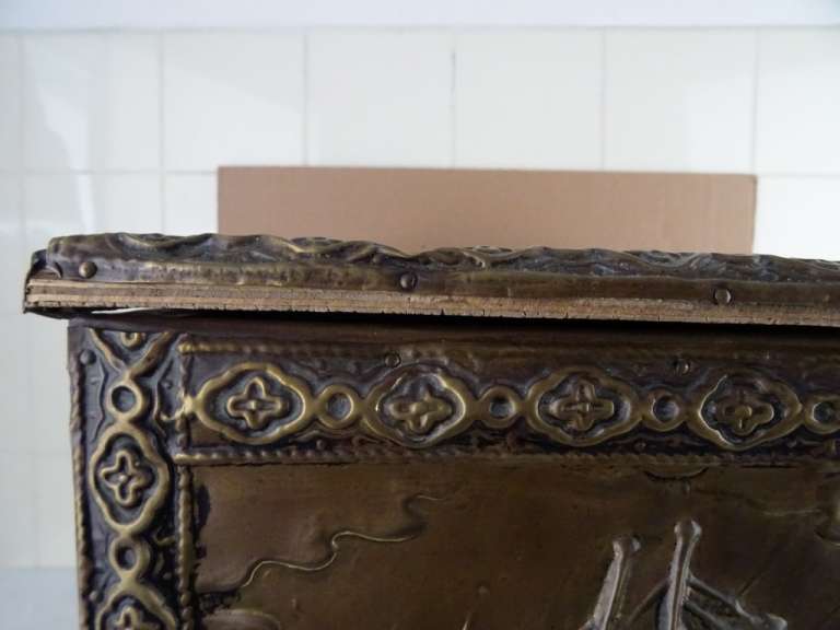 Antieke houten theekist met koperbeslag