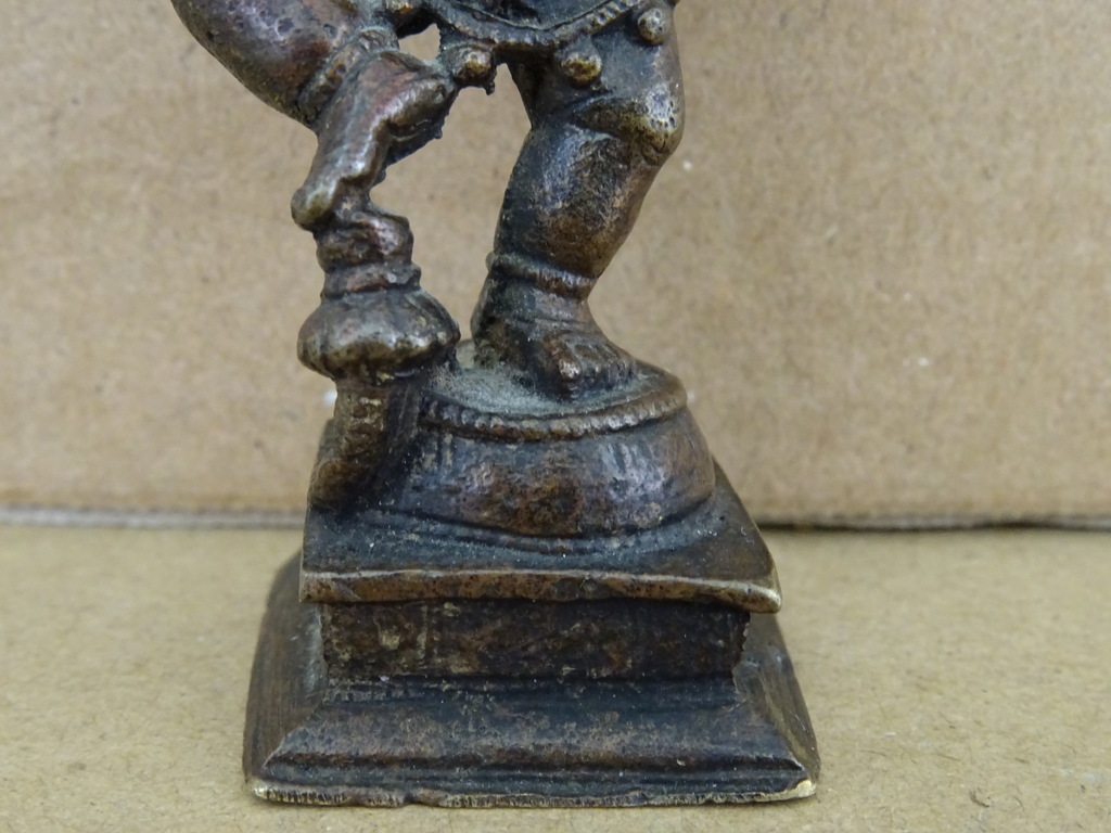 Antiek bronzen Krishna beeldje - Afbeelding 3