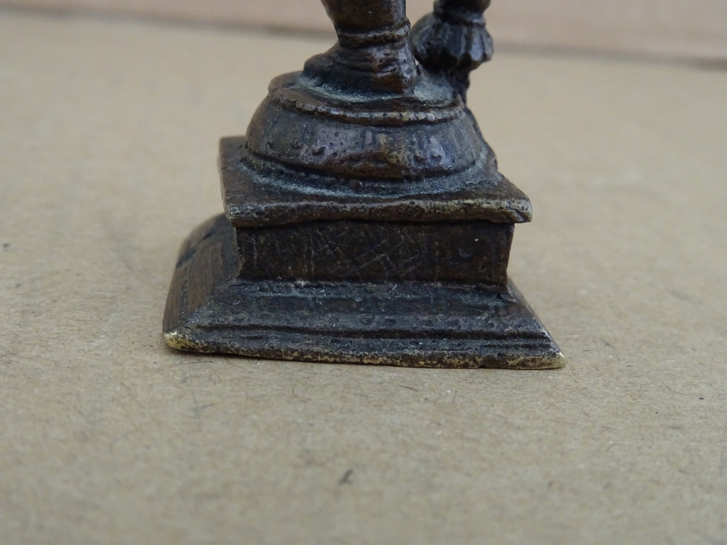 Antiek bronzen Krishna beeldje - Afbeelding 11