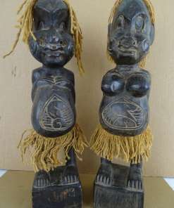 Afrikaanse beelden man en vrouw