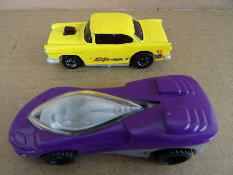 Twee vintage Hot Wheels autootjes