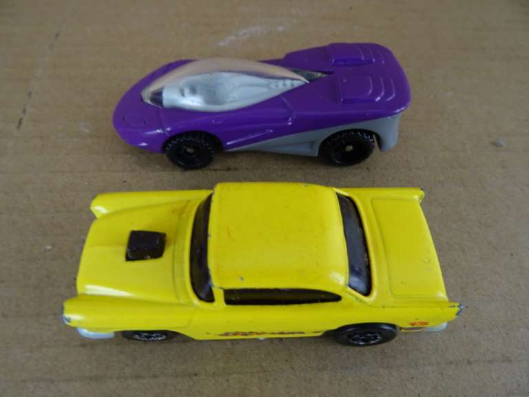 Twee vintage Hot Wheels autootjes